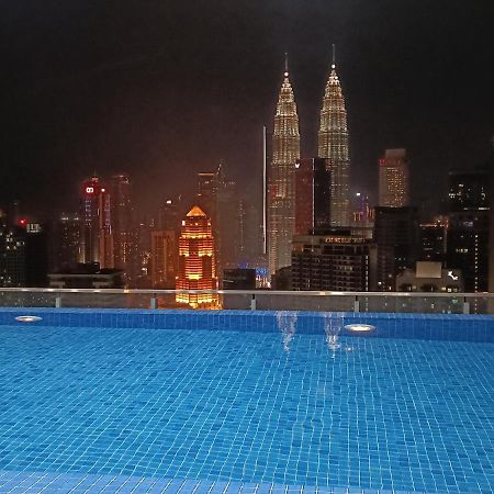 Cl 29A Insta Klcc View & Infinity Pool Apartment กัวลาลัมเปอร์ ภายนอก รูปภาพ