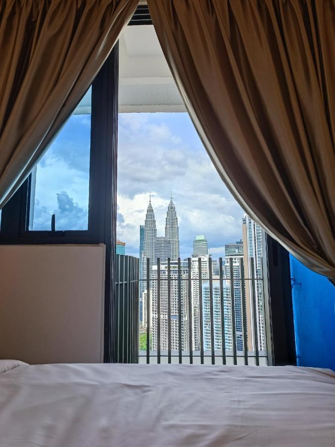 Cl 29A Insta Klcc View & Infinity Pool Apartment กัวลาลัมเปอร์ ภายนอก รูปภาพ