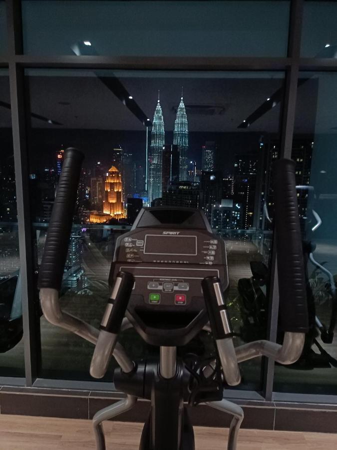 Cl 29A Insta Klcc View & Infinity Pool Apartment กัวลาลัมเปอร์ ภายนอก รูปภาพ