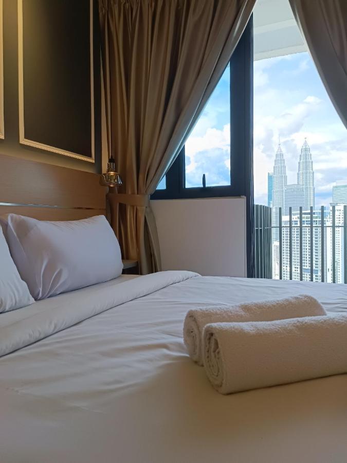 Cl 29A Insta Klcc View & Infinity Pool Apartment กัวลาลัมเปอร์ ภายนอก รูปภาพ